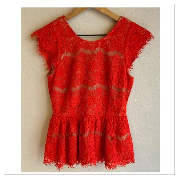 Anthropologie Maeve Katrine Lace Peplum Top Red Floral Lace Size XS - Picture 4 of 9